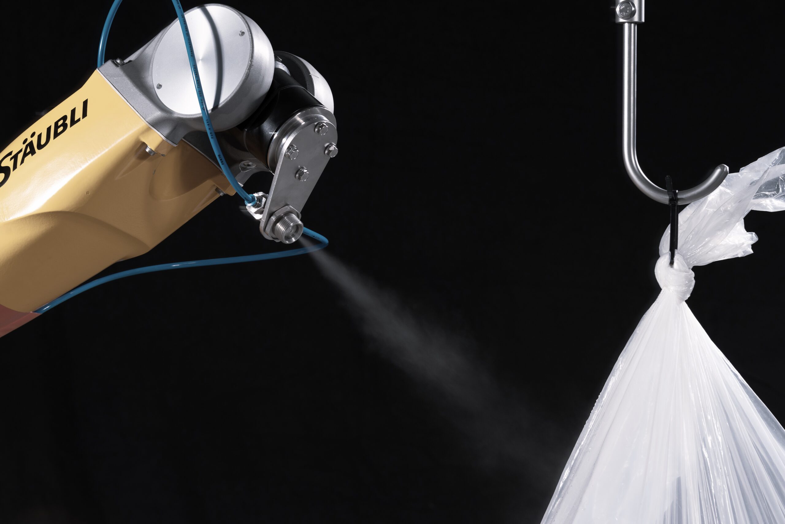 Staubli spraying robot nozzle